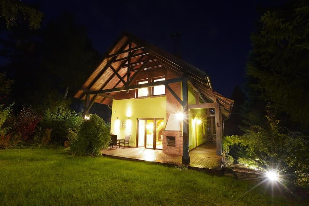 Kaminsko By Latowisko - Puszcza Zielonka Villa Buitenkant foto